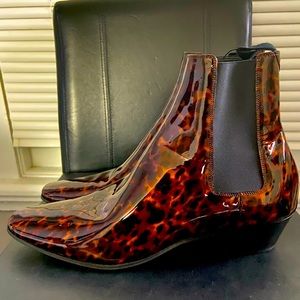 SAINT LAURENT DYLAN BOOTS